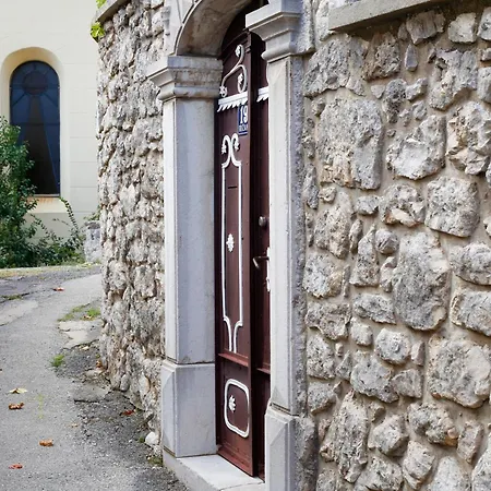 House Dragica